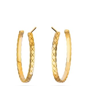 chanel coco crush hoop earrings in 18k gold